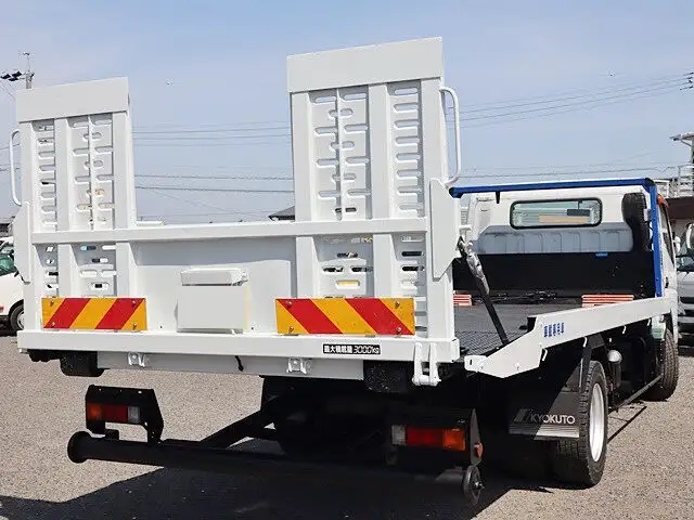 三菱 キャンター 小型 車両重機運搬 ラジコン ウインチの中古トラック画像4