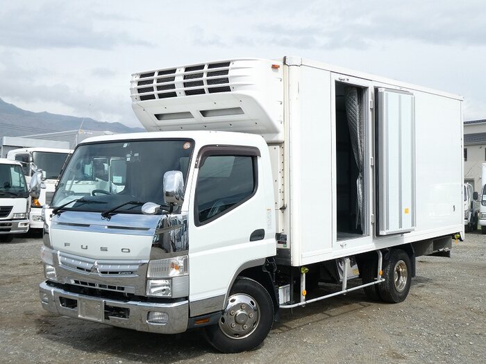 日野 デュトロ 小型 冷凍冷蔵 低温 2エバ の中古トラック【車両No.193109】