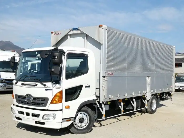 日野 レンジャー 中型/増トン ウイング パワーゲート TKG-FC9JKAAの中古トラック画像1