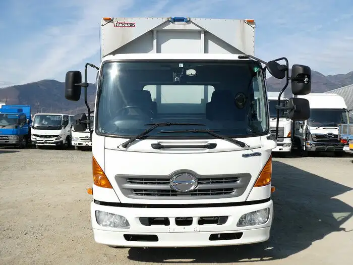 日野 レンジャー 中型/増トン ウイング パワーゲート TKG-FC9JKAAの中古トラック画像2