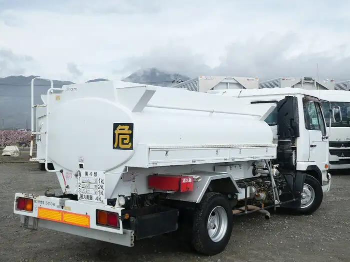 日産UD コンドル 中型/増トン タンク車 ローリー BDG-MK36Cの中古トラック画像3