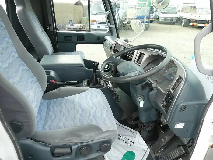 日産UD コンドル 中型/増トン タンク車 ローリー BDG-MK36Cの中古トラック画像12