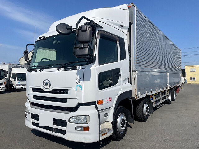 日産UD クオン 大型 トラクター ハイルーフ 1デフ の中古トラック【車両No.140068】