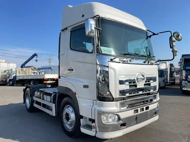 日野　現行プロフィアハイルーフトラクタ　リヤハシゴ　新品、未使用品 日野 プロフィア 大型 トラクター の中古トラック【車両No