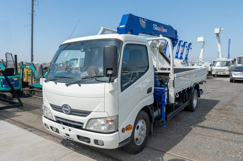 いすゞ フォワード 中型/増トン クレーン付 床鉄板 4段 の中古トラック【車両No.145699】