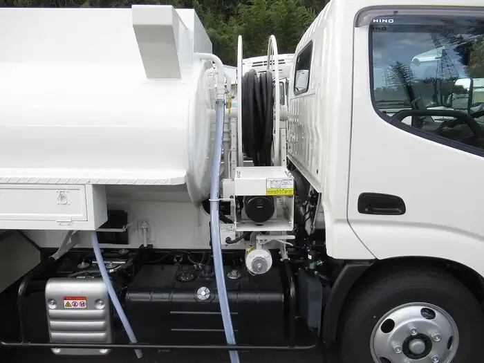 日野 デュトロ 小型 タンク車 ローリー 2RG-XZU600Eの中古トラック画像8