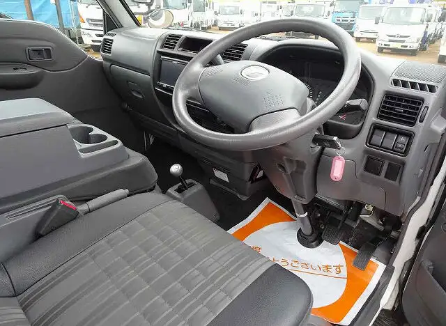 マツダ ボンゴ 小型 平ボディ DBF-SLP2L H30の中古トラック画像10