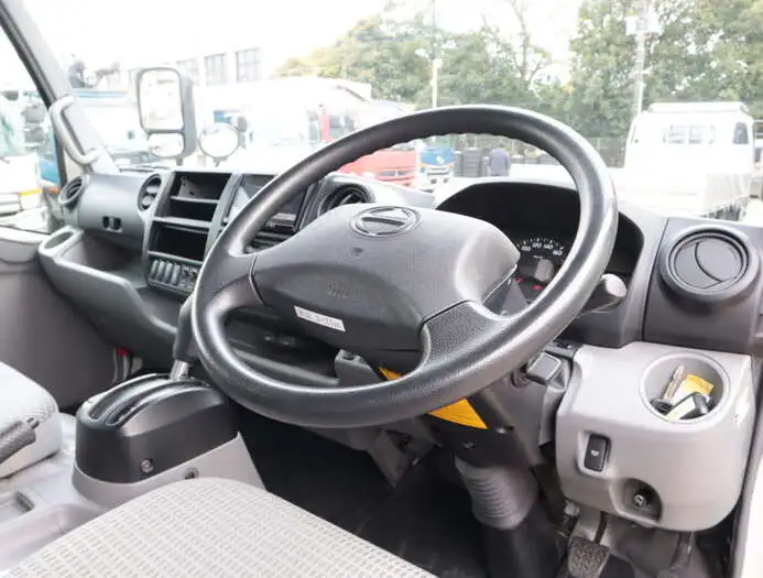 日野 デュトロ 小型 ウイング TPG-XZU710M H30の中古トラック画像12