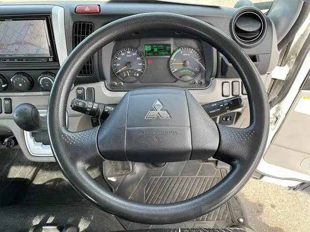 三菱 キャンター 小型 平ボディ TPG-FBA20 H29の中古トラック画像12