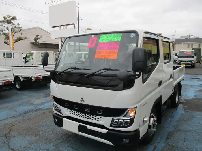 三菱 キャンター 小型 平ボディ Wキャブ 2RG-FBA20の中古トラック画像1