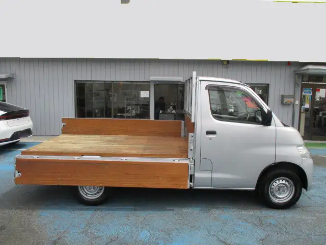 トヨタ ライトエース 小型 平ボディ DBF-S402U H30の中古トラック画像6
