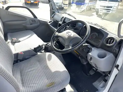 日野 デュトロ 小型 平ボディ TPG-XZU605M H29の中古トラック画像9