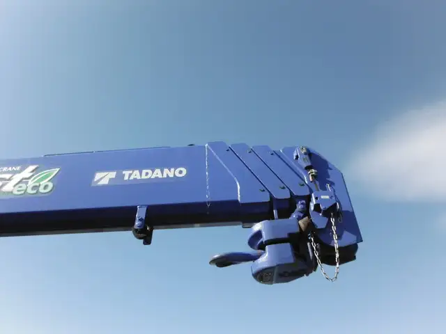 日野 プロフィア 大型 クレーン付 エアサス 4段の中古トラック画像6