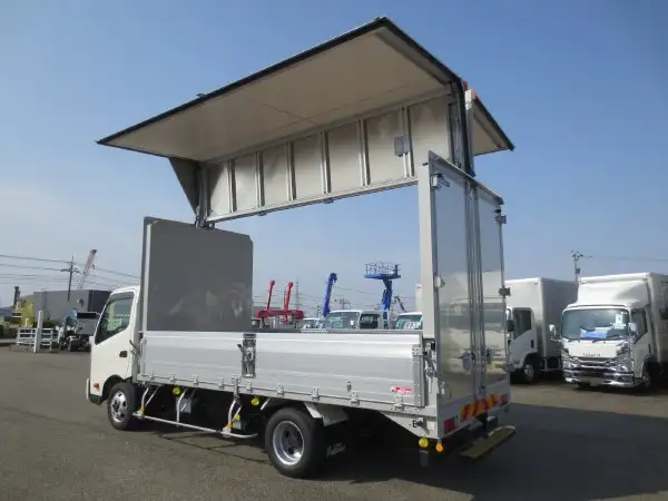日野 デュトロ 小型 ウイング 2RG-XZU712M R4の中古トラック画像11