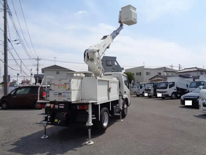 日野 デュトロ 小型 高所・建柱車 高所作業車 電工仕様の中古トラック画像5