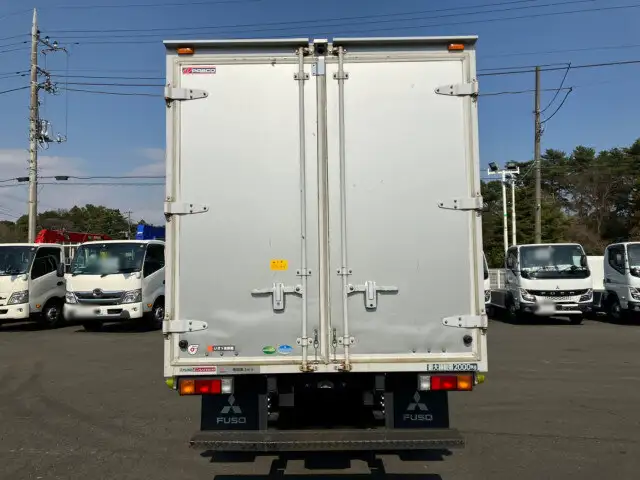 三菱 キャンター 小型 アルミバン TKG-FBA20 H28の中古トラック画像4
