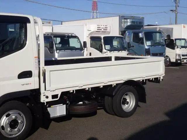 三菱 キャンター 小型 平ボディ 2RG-FBA20 R4の中古トラック画像4