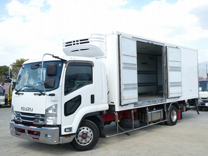 いすゞ フォワード 中型/増トン 冷凍冷蔵 標準 TKG-FRR90S2