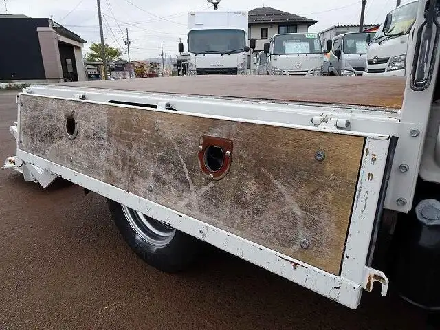 いすゞ エルフ 小型 平ボディ Wキャブ パワーゲートの中古トラック画像4