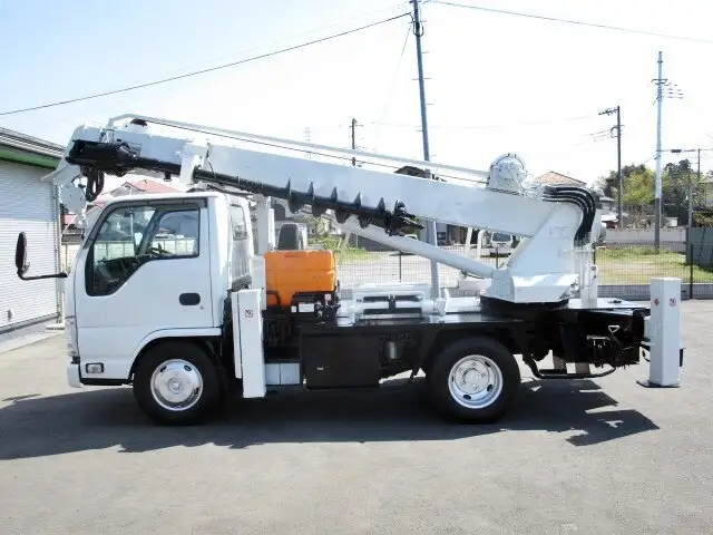 いすゞ エルフ 小型 高所・建柱車 建柱車 SKG-NKR85Nの中古トラック画像4