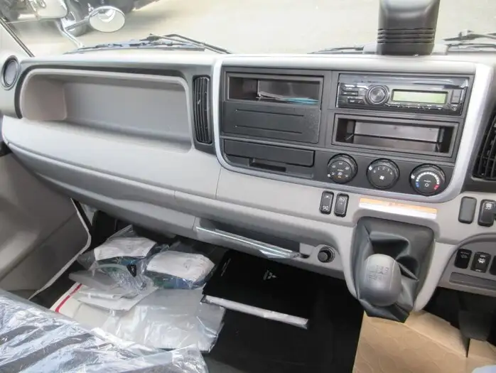三菱 キャンター 小型 ウイング 2RG-FEB80 R5の中古トラック画像10
