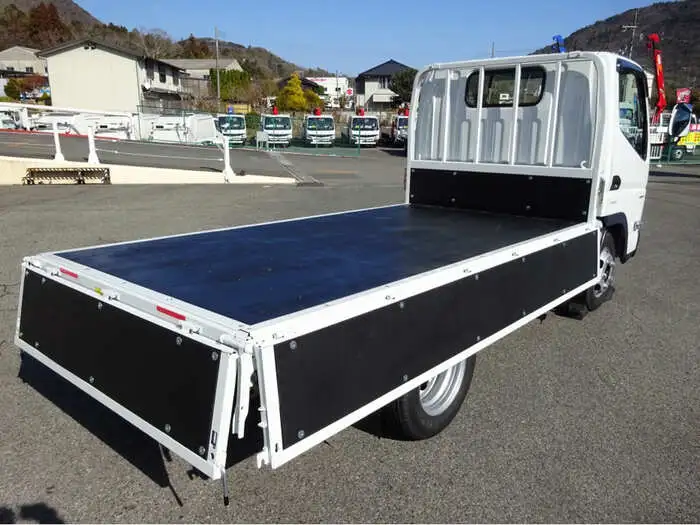 三菱 キャンター 小型 平ボディ 2RG-FBA20 R4の中古トラック画像3