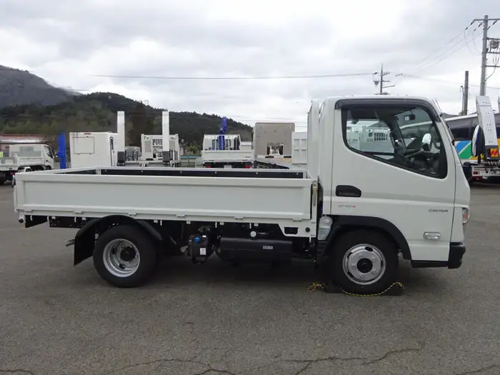 三菱 キャンター 小型 平ボディ 2RG-FBA20 R4の中古トラック画像3