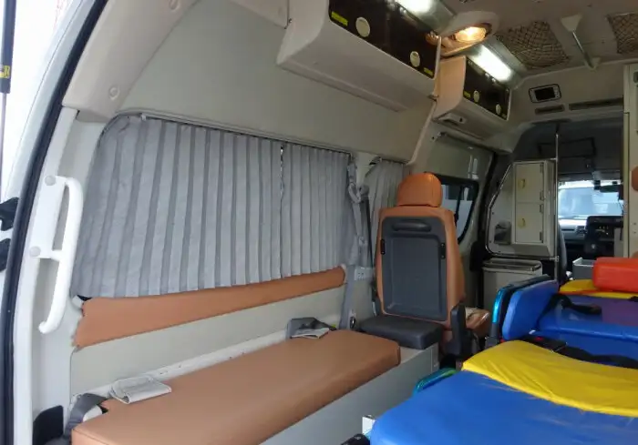 トヨタ ハイエース 小型 特殊車両 CBF-TRH226S H25の中古トラック画像8