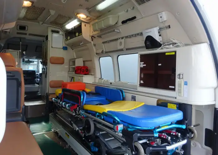 トヨタ ハイエース 小型 特殊車両 CBF-TRH226S H25の中古トラック画像9