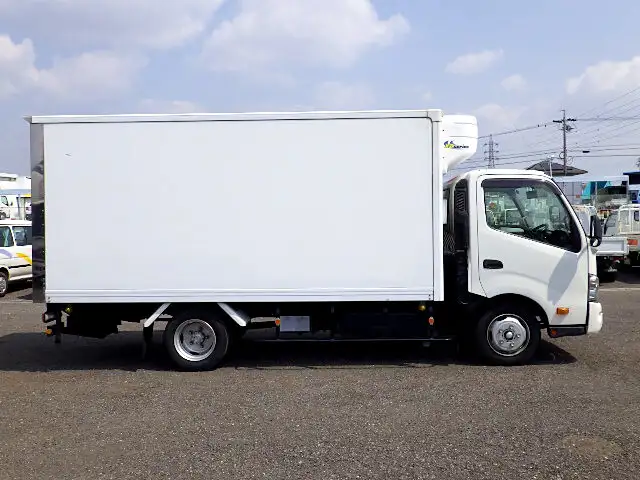 日野 デュトロ 小型 冷凍冷蔵 中温 低温の中古トラック画像2