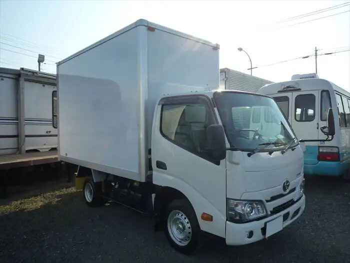 トヨタ ダイナ 小型 アルミバン 3BF-TRY230 R4の中古トラック画像3