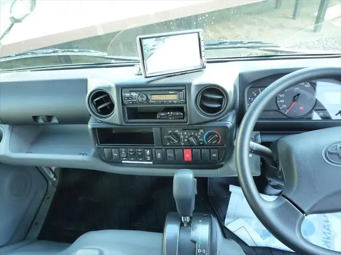 トヨタ ダイナ 小型 アルミバン 3BF-TRY230 R4の中古トラック画像11