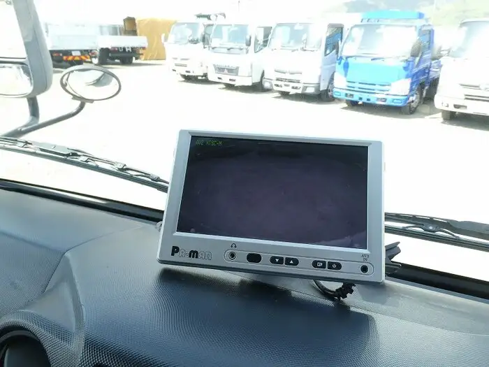 トヨタ ダイナ 小型 アルミバン サイドドア SKG-XZC645の中古トラック画像13