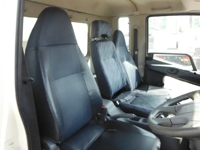 三菱 ファイター 中型/増トン パッカー車 プレス式 ベッドの中古トラック画像11