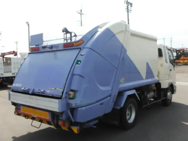 三菱 ファイター 中型/増トン パッカー車 プレス式 ベッドの中古トラック画像2