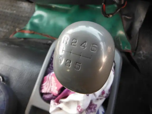 三菱 ファイター 中型/増トン パッカー車 プレス式 ベッドの中古トラック画像13