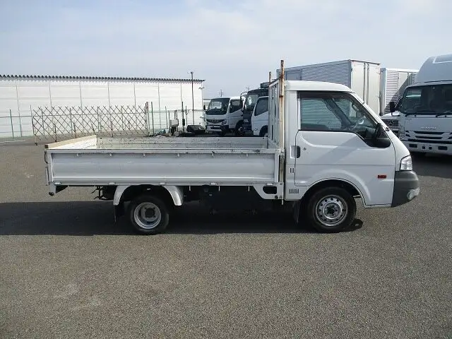 マツダ ボンゴ 小型 平ボディ ABF-SKP2T H26の中古トラック画像4