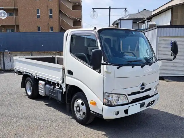 日野 デュトロ 小型 平ボディ 2RG-XZC605M R3の中古トラック画像2
