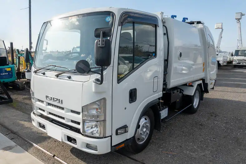 いすゞ エルフ 小型 パッカー車 プレス式 SKG-NMR85ANの中古トラック画像1
