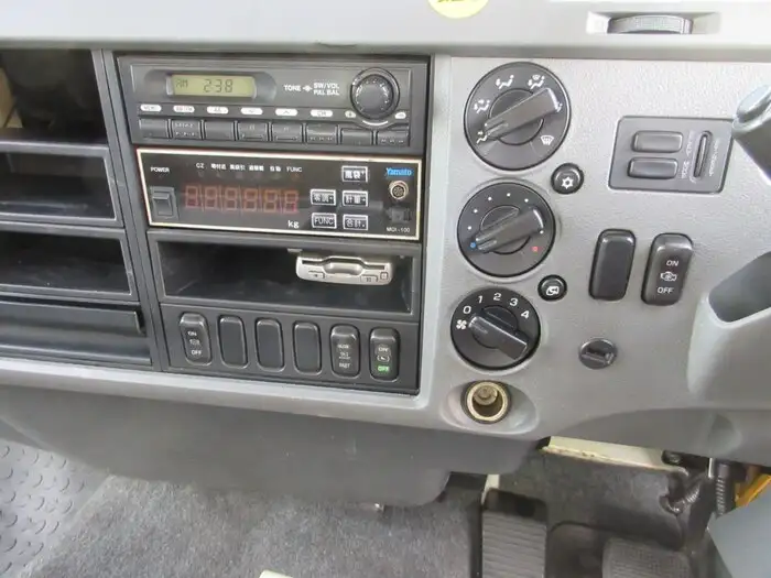 三菱 ファイター 中型/増トン パッカー車 プレス式 TKG-FK72FYの中古トラック画像13
