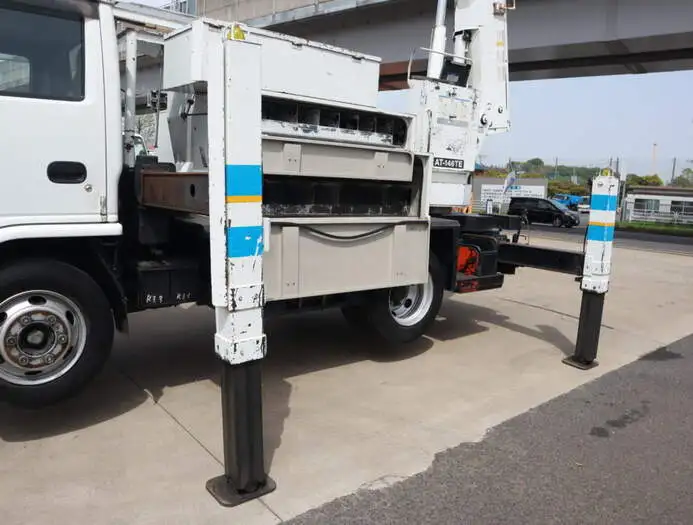 いすゞ エルフ 小型 高所・建柱車 高所作業車 電工仕様の中古トラック画像14