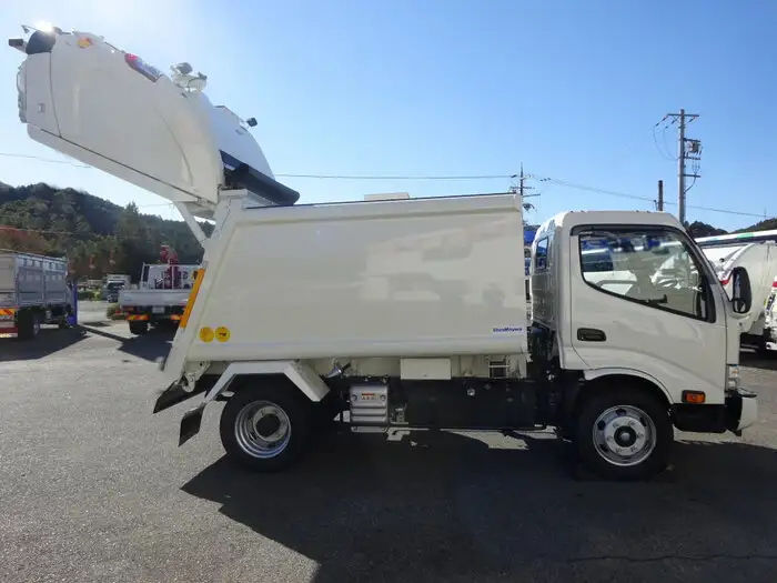 日野 デュトロ 小型 パッカー車 プレス式 2PG-XZU640Fの中古トラック画像3