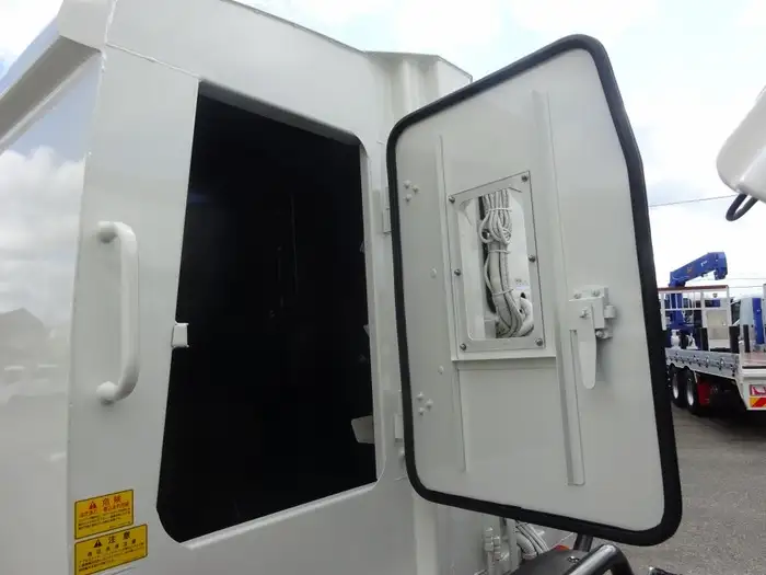 日野 デュトロ 小型 パッカー車 プレス式 2PG-XZU640Fの中古トラック画像10