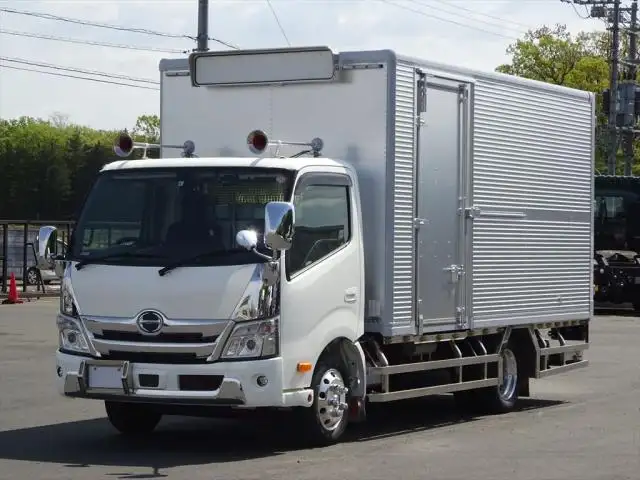日野 デュトロ 小型 アルミバン ワイドロング 2RG-XZU710M の 日野 デュトロ 小型 アルミバン ワイドロング 2RG-XZU710M の