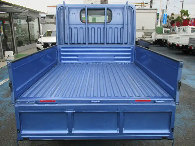 日産 アトラス 小型 平ボディ 10尺 の中古トラック【車両No