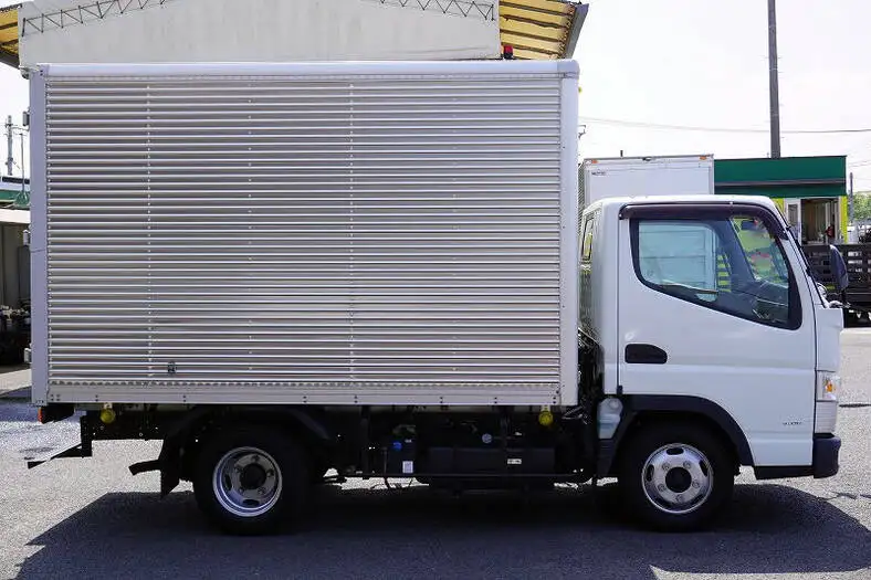 三菱 キャンター 小型 アルミバン TPG-FBA20 H29の中古トラック画像2