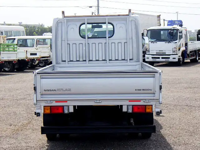 日産 アトラス 小型 平ボディ 床鉄板 CBF-SQ1F24の中古トラック画像3
