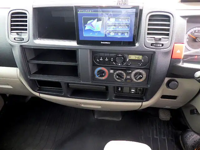 日産 アトラス 小型 平ボディ 床鉄板 CBF-SQ1F24の中古トラック画像11