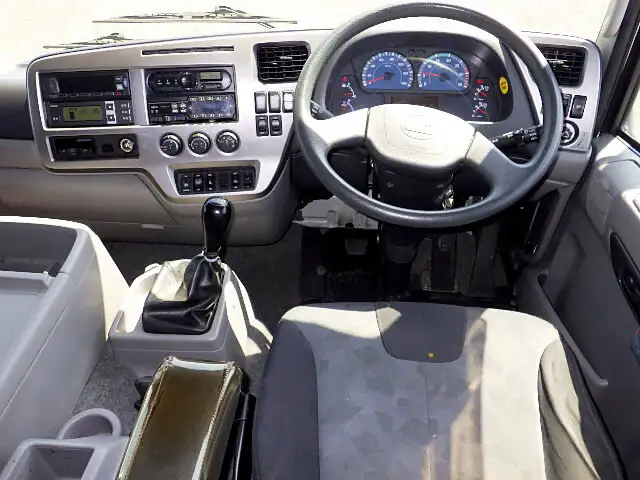 日産UD コンドル 中型/増トン 冷凍冷蔵 低温 パワーゲートの中古トラック画像12