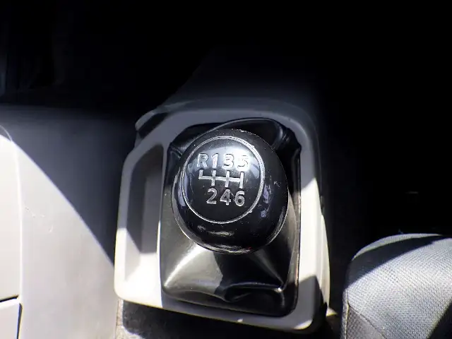 日産UD コンドル 中型/増トン 平ボディ アルミブロック エアサスの中古トラック画像13